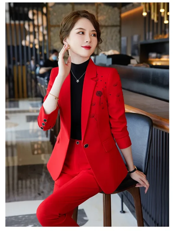 Professional Office Wear with Timeless Style - Image 5