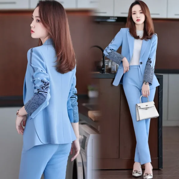 Trendy & Stylish Women’s Suits for 2025 - Image 2