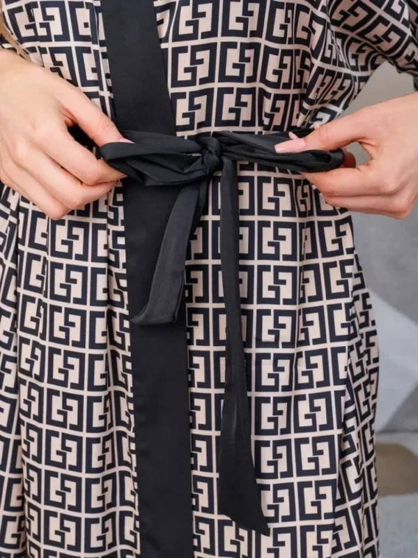 Women's Luxury Letter Print Ice Silk Pajama Set - Image 5