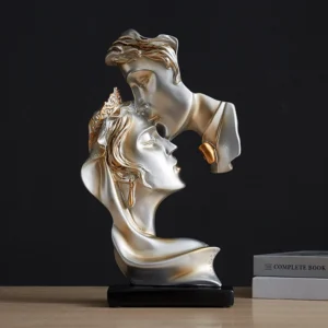 romantic resin kiss sculpture